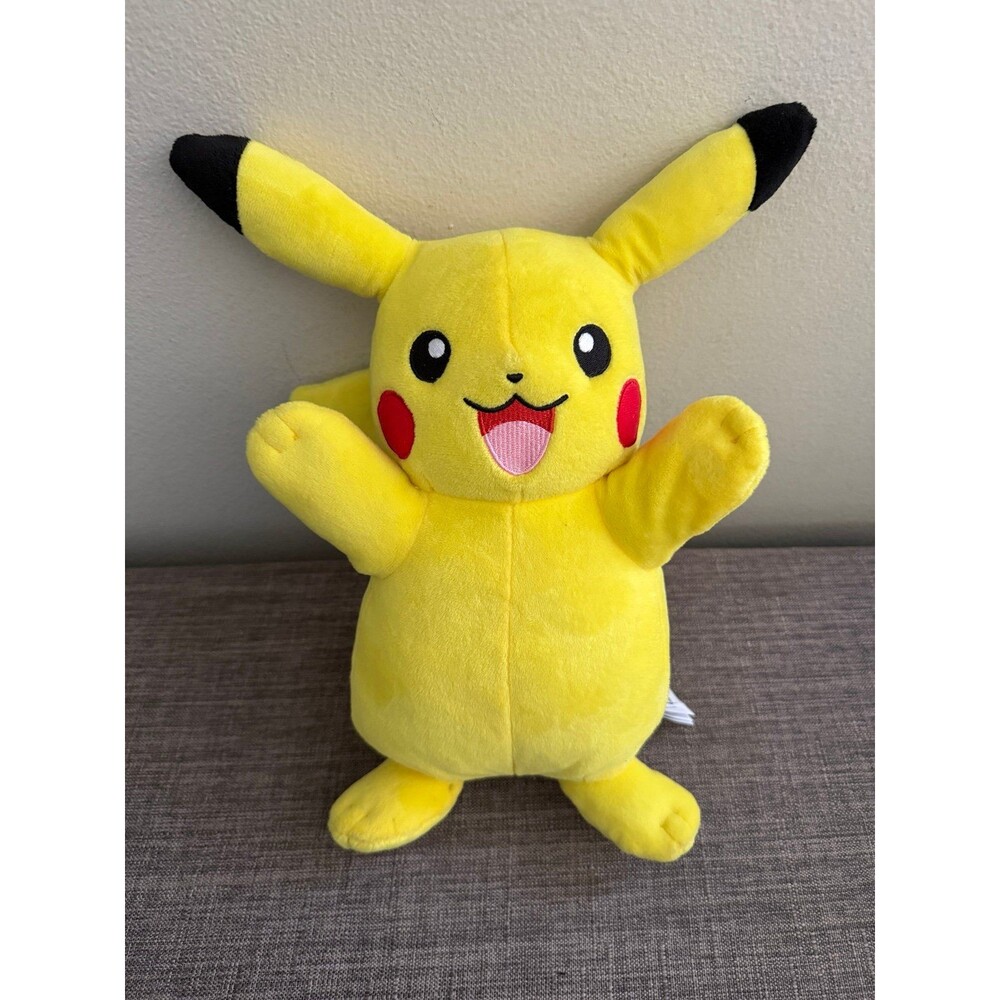 Pokemon Talking Light-Up Pikachu 12” Nintendo 2021 Plush *Tested*
